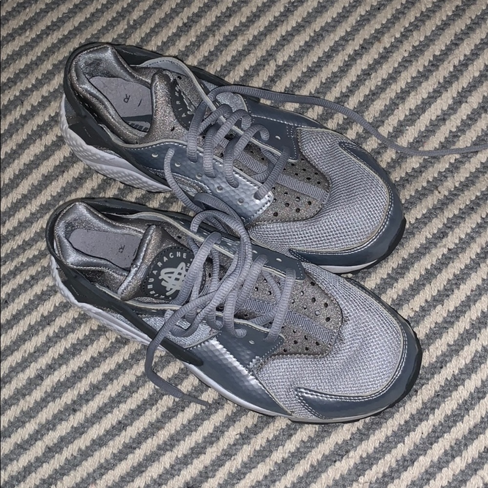 Nike huarache runs